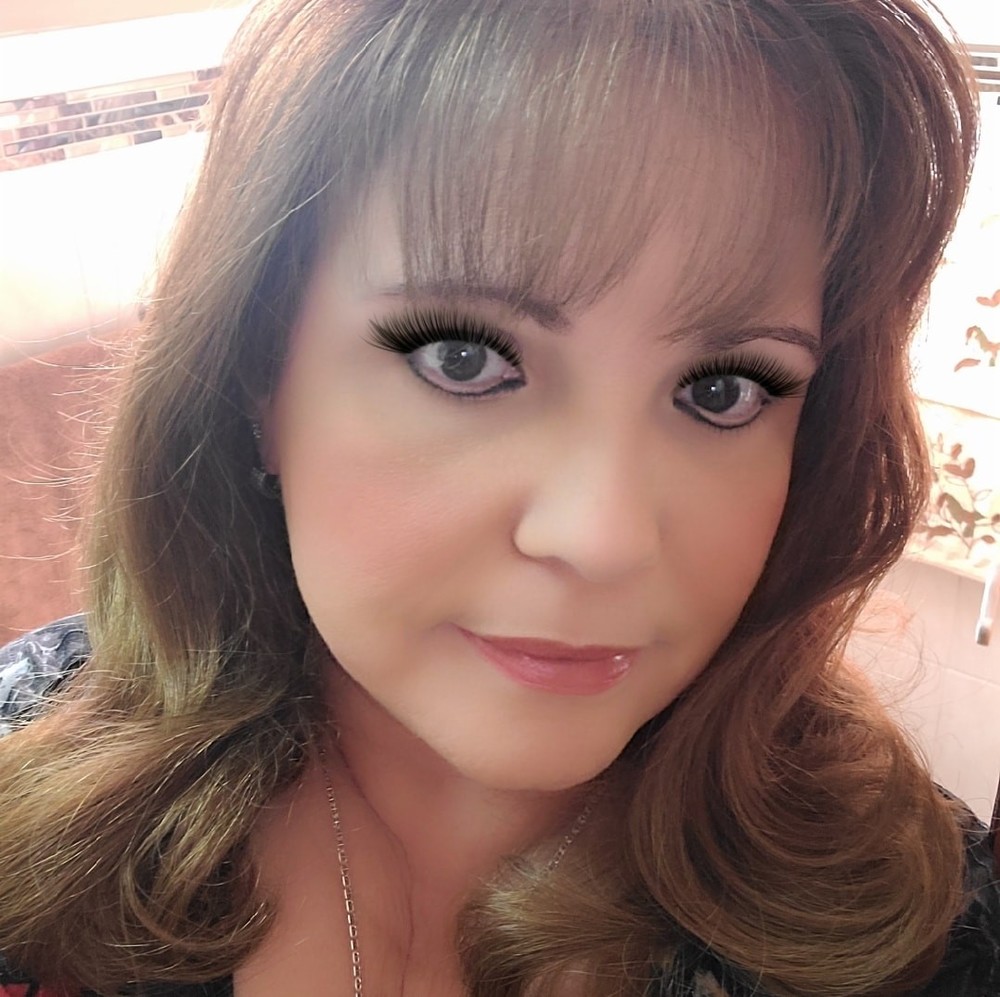 Meet your Posher, Lidia